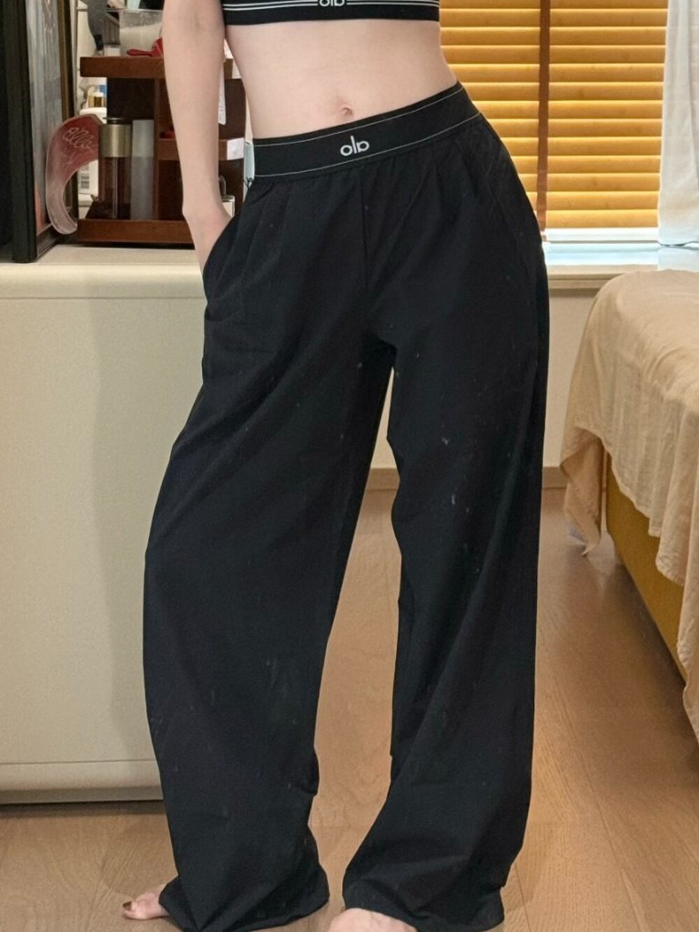 💗NWT ALO Yoga Black Suit Up Trouser 30" Inseam (Regular) Casual Daily Wear🏡 - Picture 7 of 7